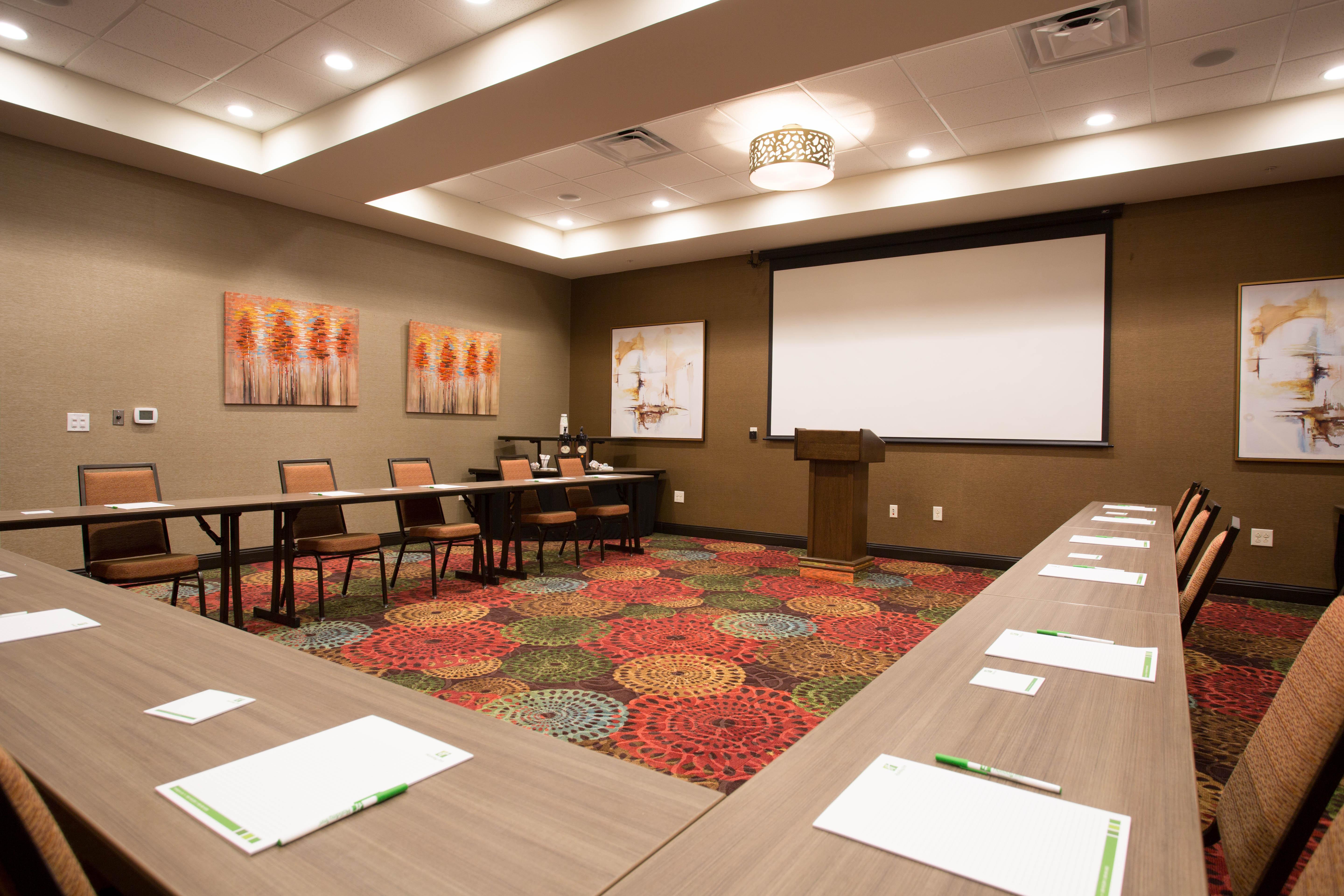 Holiday Inn Murfreesboro By Ihg Exterior photo