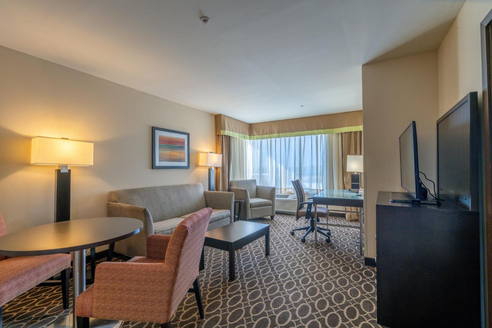 Holiday Inn Murfreesboro By Ihg Exterior photo